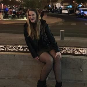 Meet your Posher, Casey